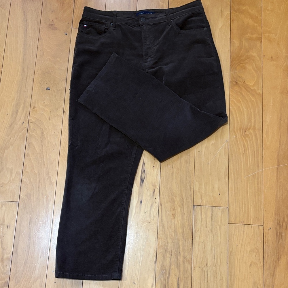 Women’s brown Tommy Hilfiger corduroy pants